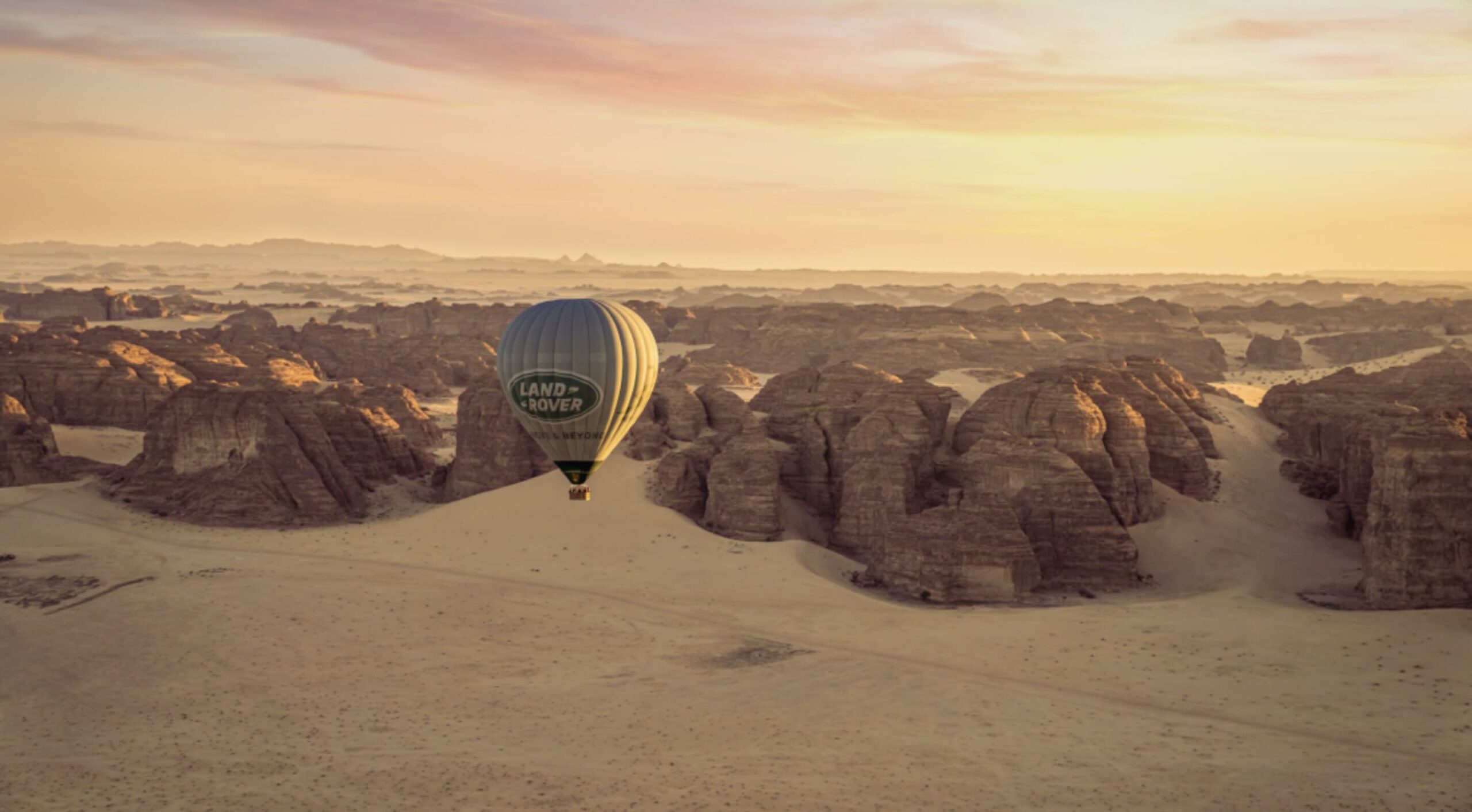 hot air balloon AlUla