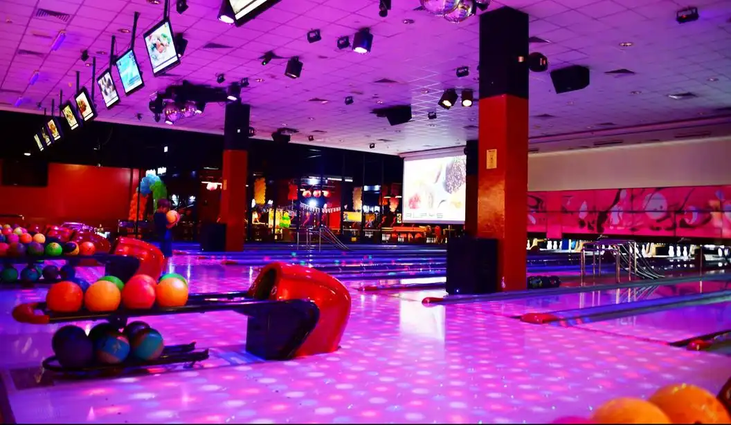 bowling in Dubai