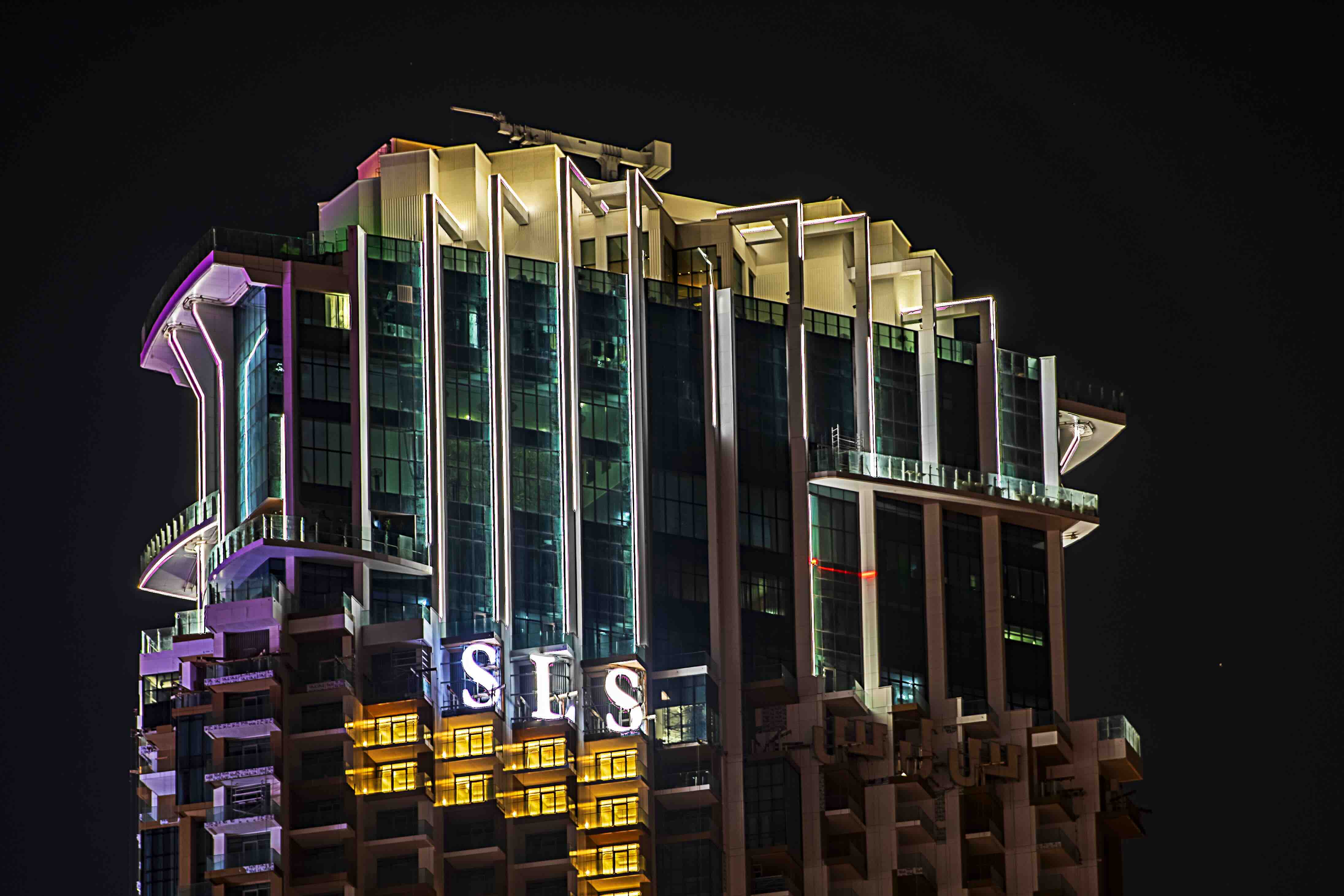 SLS Dubai Hotel & Residences